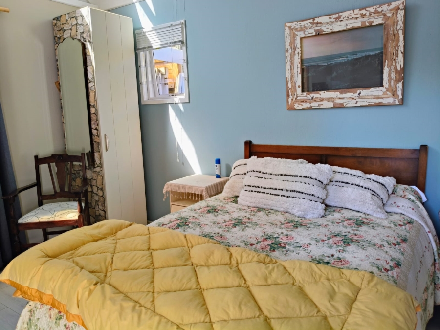 3 Bedroom Property for Sale in Wavecrest Eastern Cape